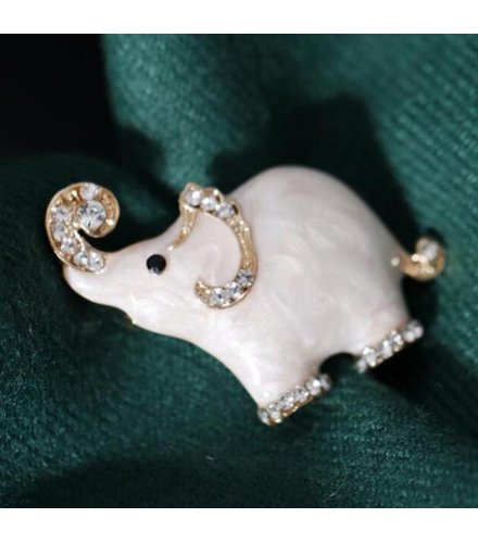 XSB127 - Elegant Elephant Fashion Saree Brooch